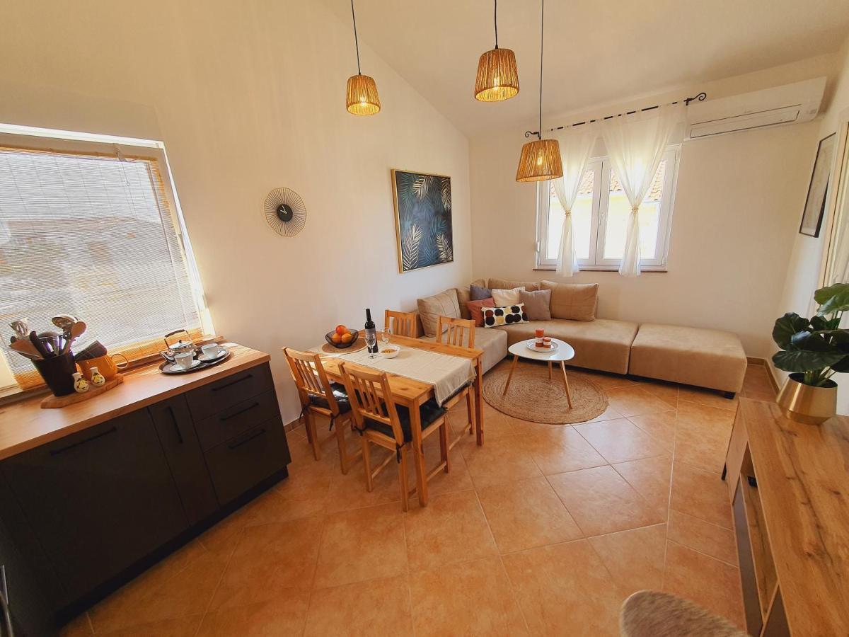 Apartman Mila Barbat na Rabu Kültér fotó